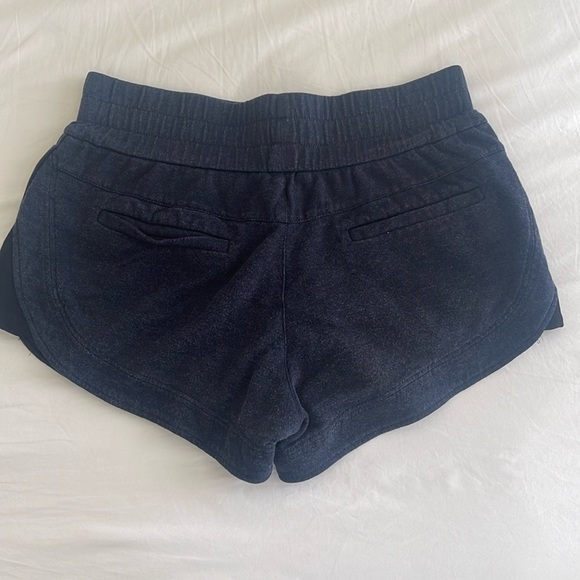 Helmut Lang Shorts Size Small - Picture 2 of 4